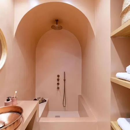 Acropolis Zen Oasis - Romantic Retreat In Koukaki *